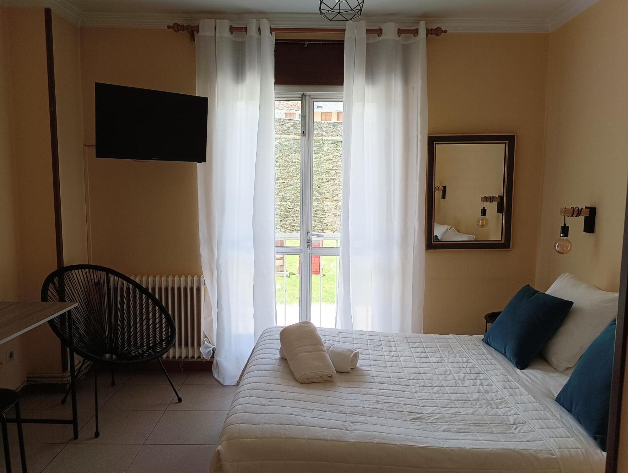 Hostal Pension Mar De Plata Луго Экстерьер фото